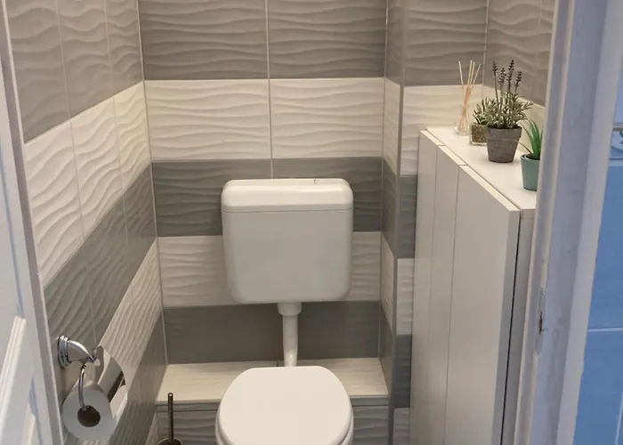 דירה Esztergom Apartman *
